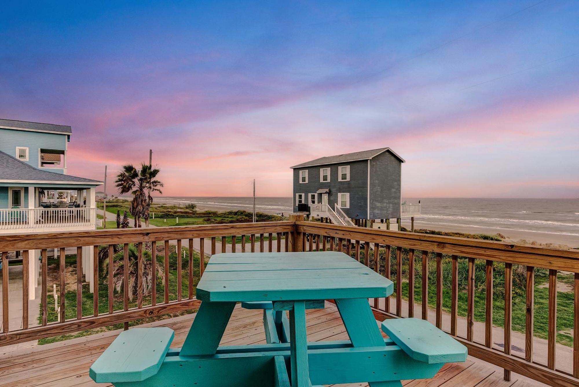 Beachfront - Hot Tub - Bbq - 14 Guests Bolivar Peninsula Exterior photo